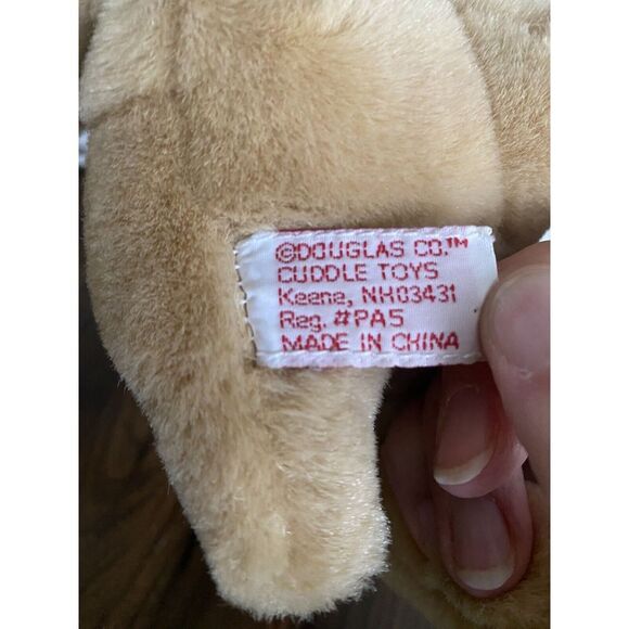 Douglas Co Yellow Lab Labrador Sitting Plush 10" Tall Realistic Plush Toy Dog - Picture 6 of 6